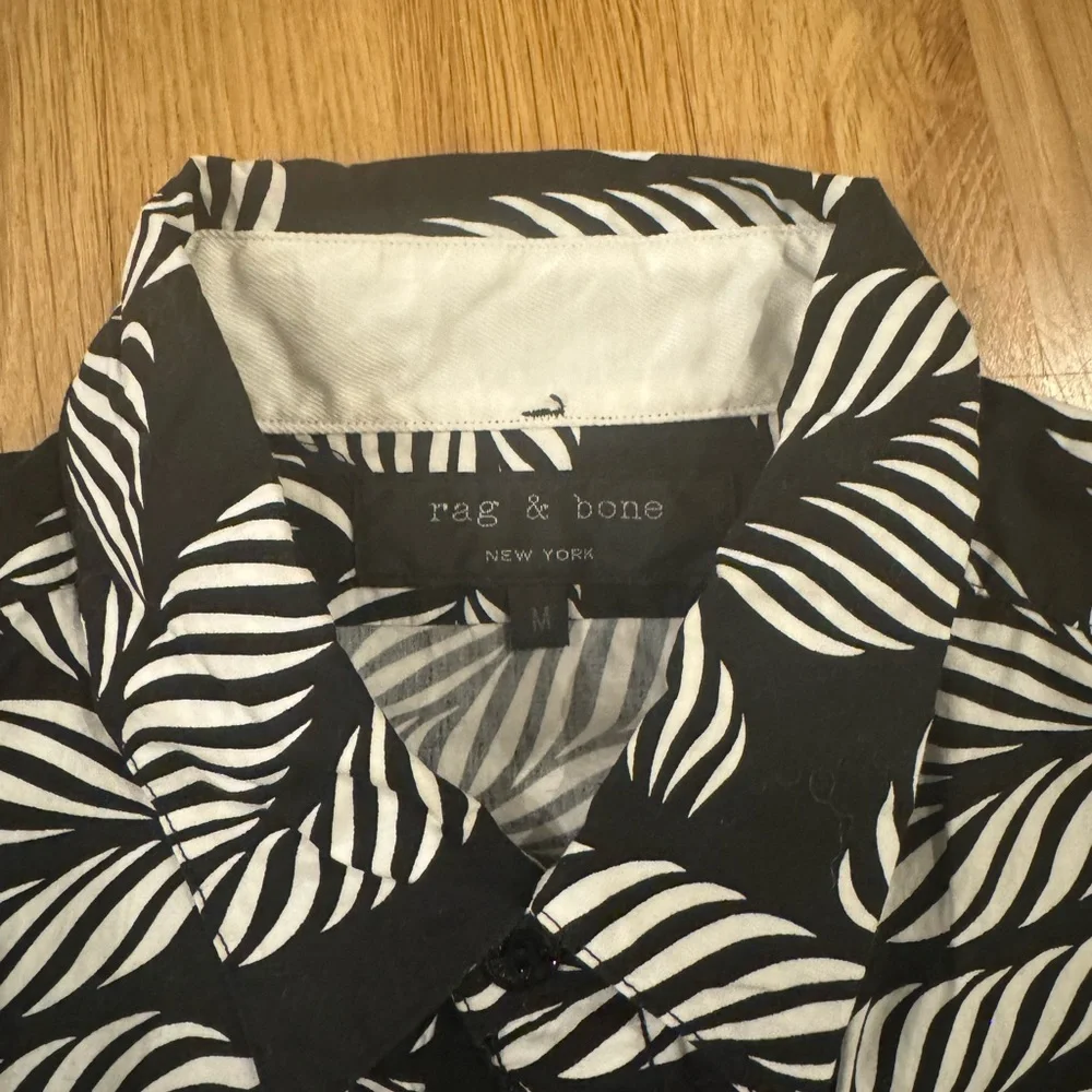 Rag & Bone Leaf-Print Button-Up Shirt - Black/White - Size M - Picture 2 of 4
